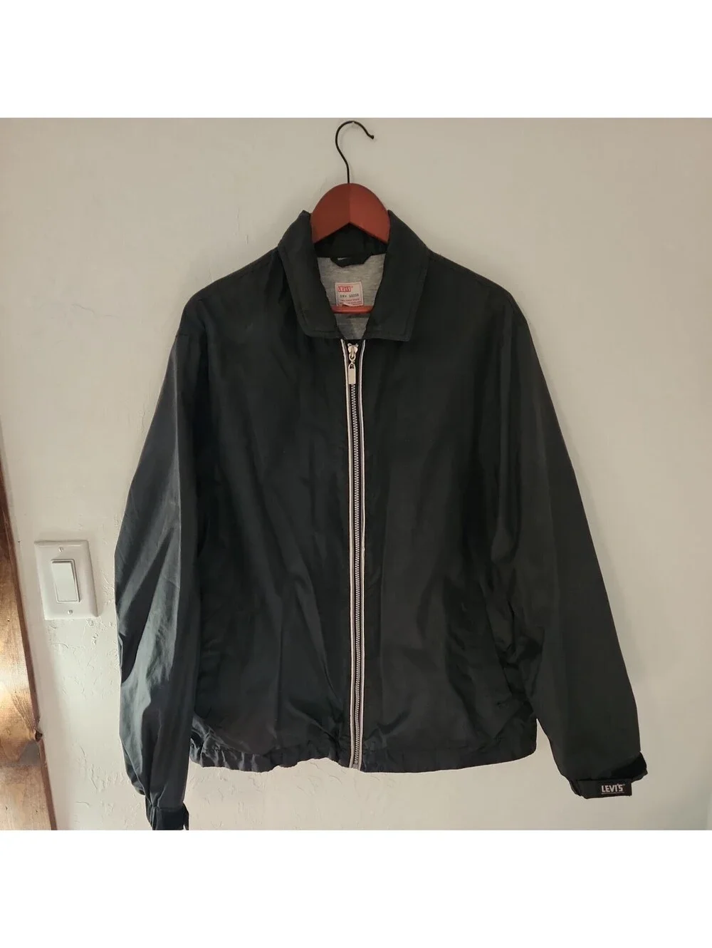 Vintage Levis Dry Goods Nylon Coaches Jacket Mens Size L Navy
